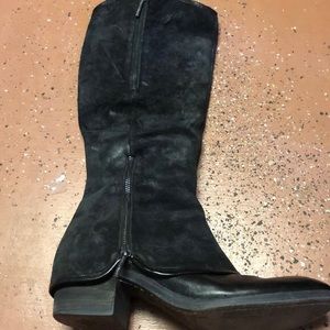 Donald pliner boots. Pre own size 10